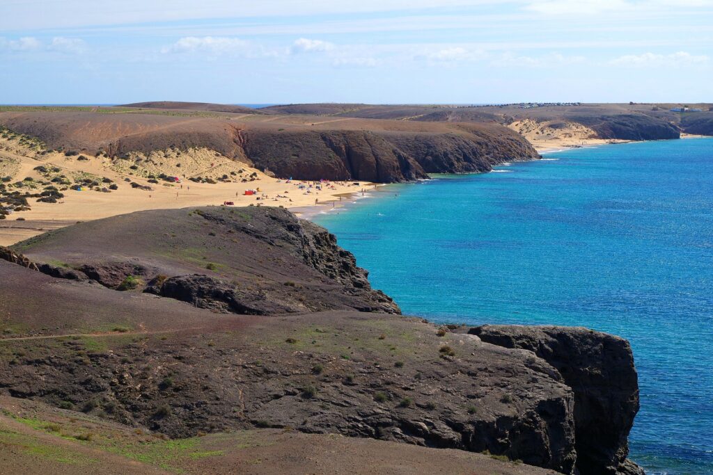 písečné pláže na jihu Lanzarote - Playa Blanca
